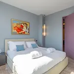 Vatican Exclusive Penthouse W Terrace And Parking
