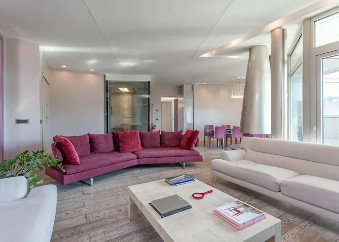 Vatican Exclusive Penthouse W Terrace And Parking