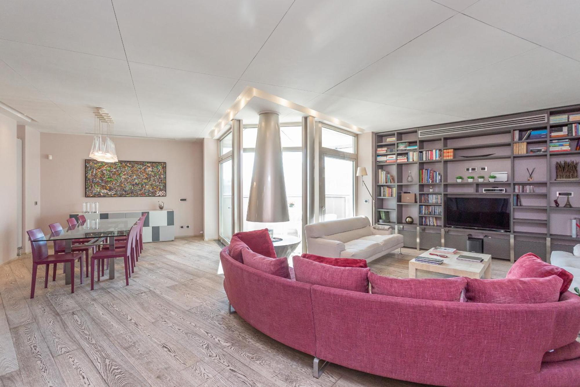 Vatican Exclusive Penthouse W Terrace And Parking Apartment *