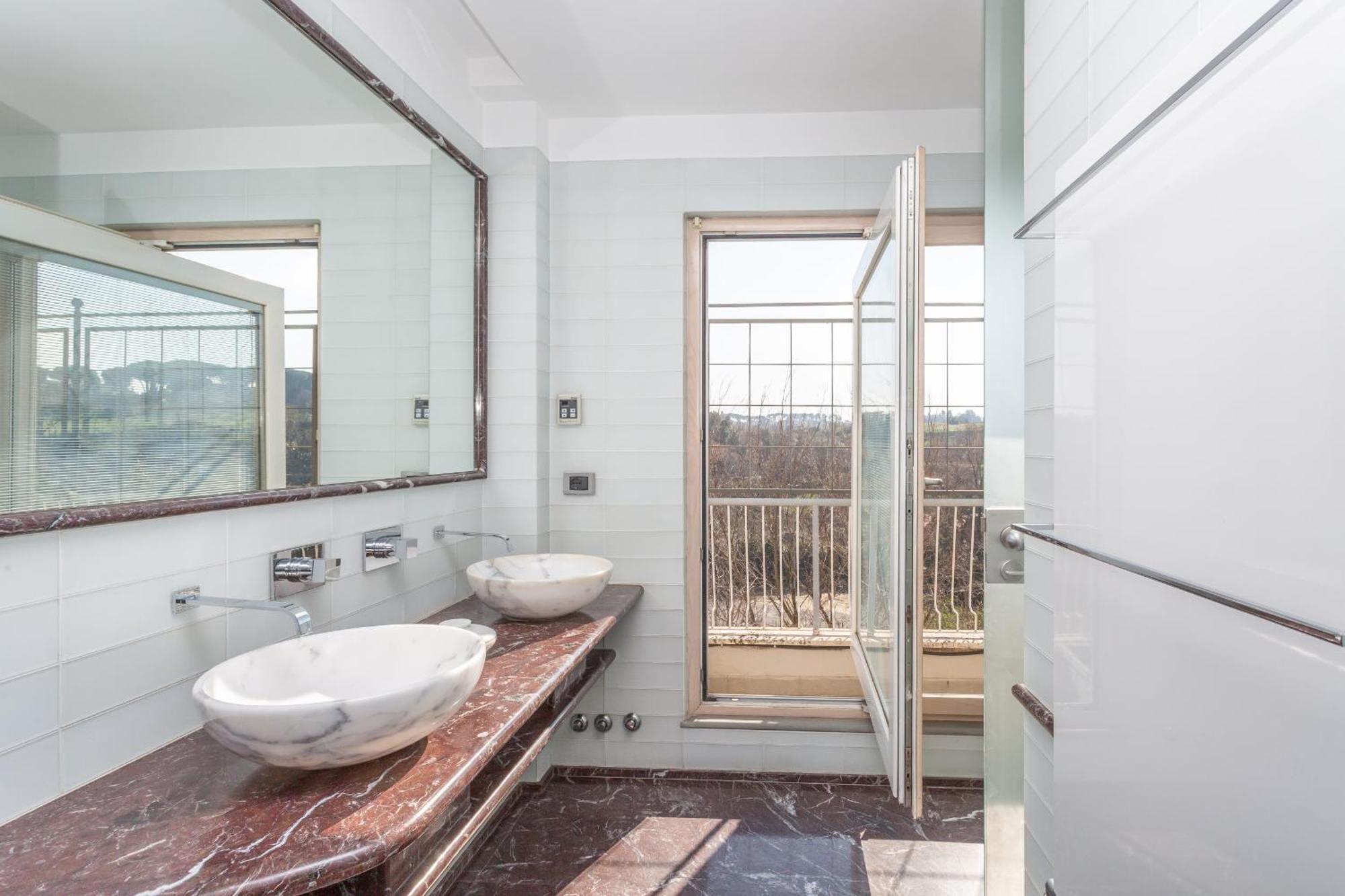 Vatican Exclusive Penthouse W Terrace And Parking Apartment Rom